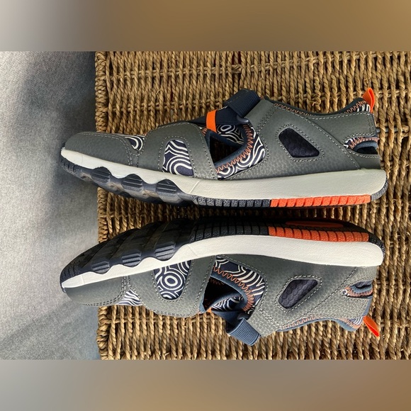 EUC Merrell Hydro Free Roam Sandal - Big Kids' Size 4M - Picture 8 of 14